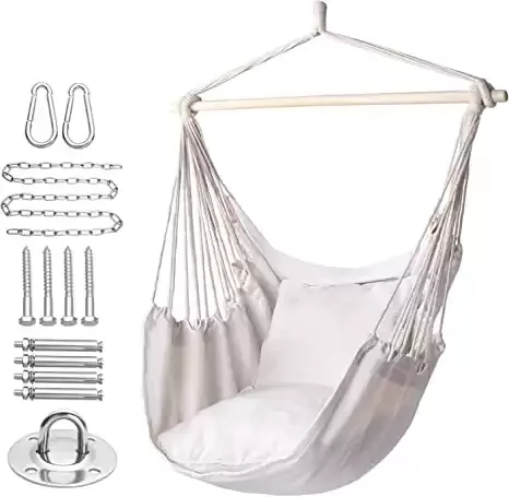 20. Cool Hanging Relaxation Swing