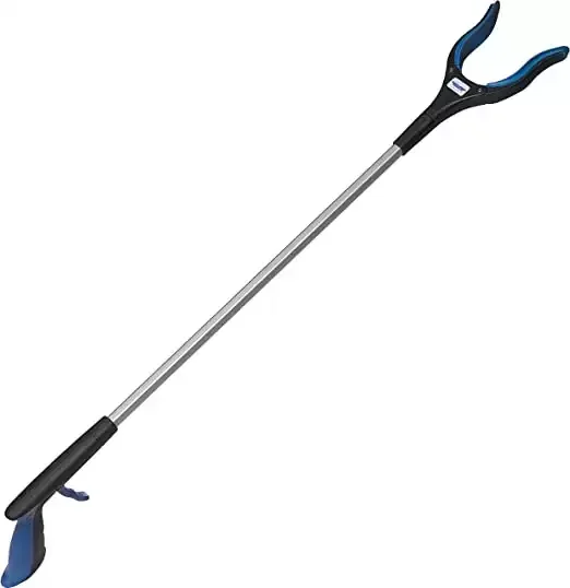35. Reach Tool with Rotating Rubber Grip Head